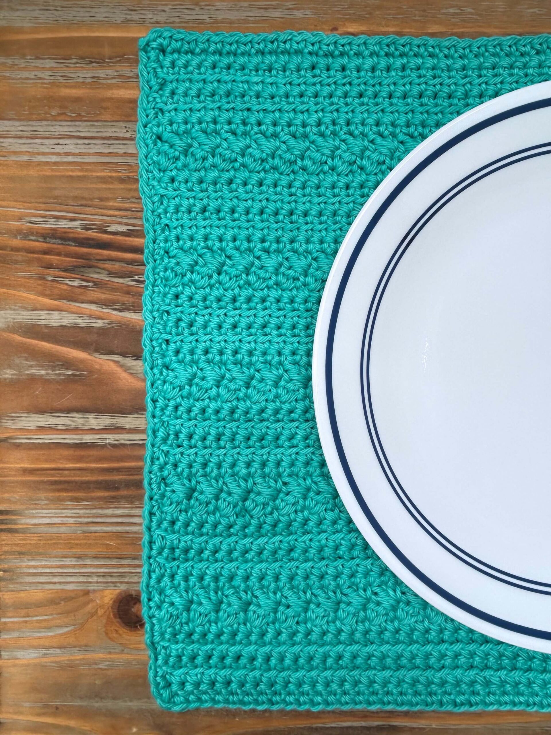 textured-crochet-placemat-free-crochet-pattern-parker-creek-placemat