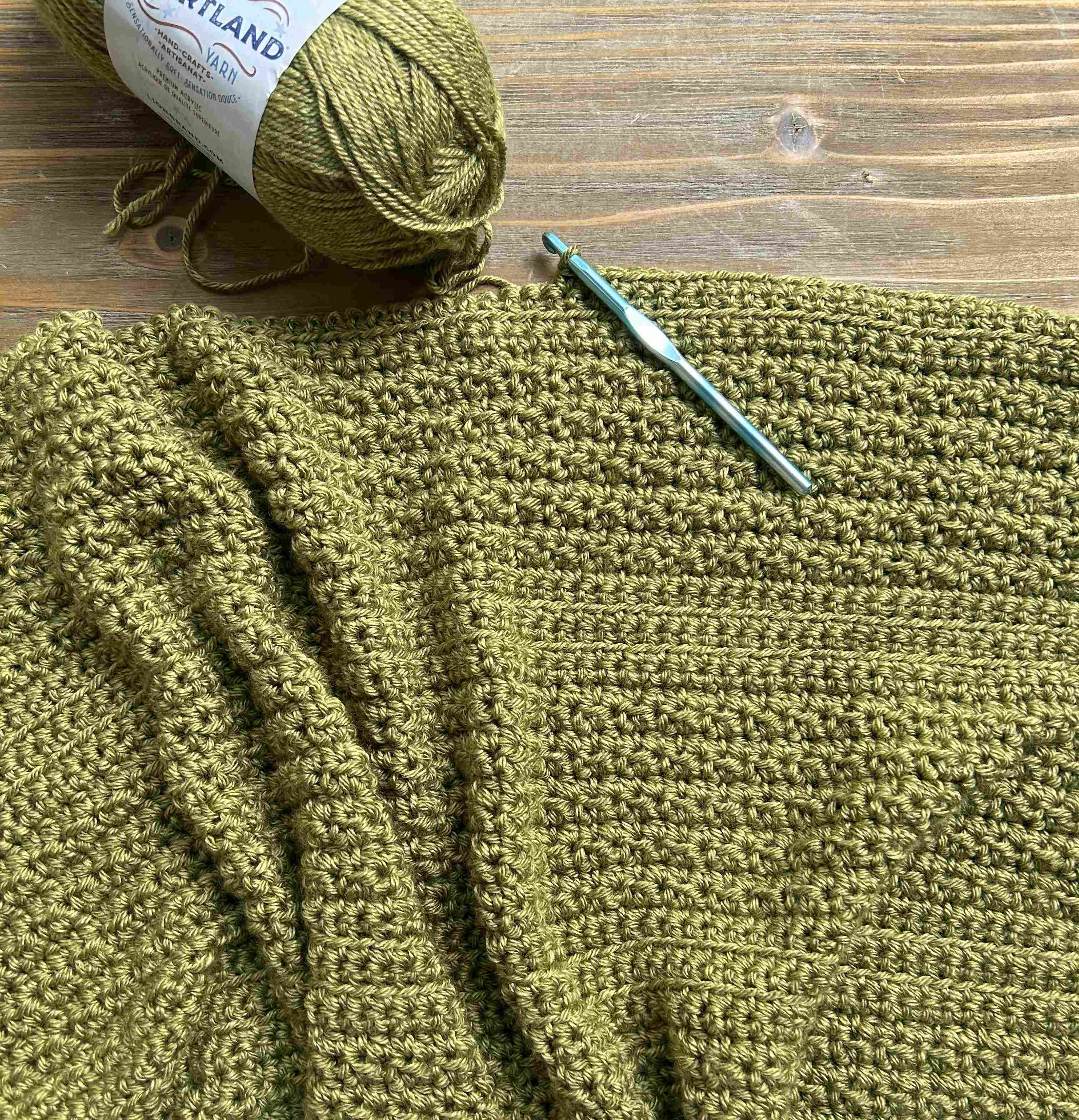 photo of work in progress on an easy crochet baby blanket