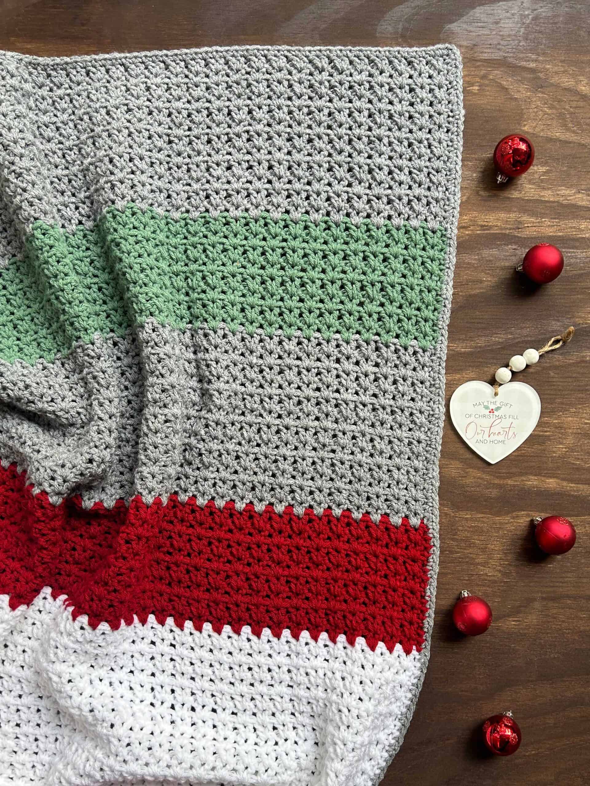 easy crochet Christmas throw blanket with Christmas ornaments
