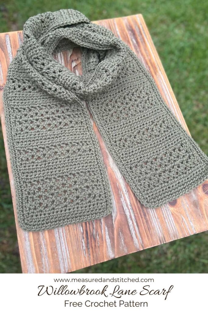 easy crochet scarf, text reads "www.measuredandstitched.com, Willowbrook Lane Scarf, Free Crochet Pattern"