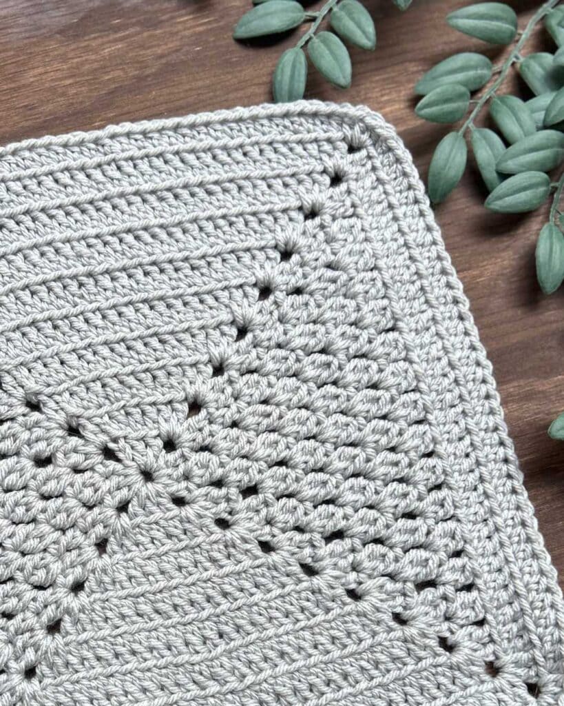 closeup of cluster stitch granny square