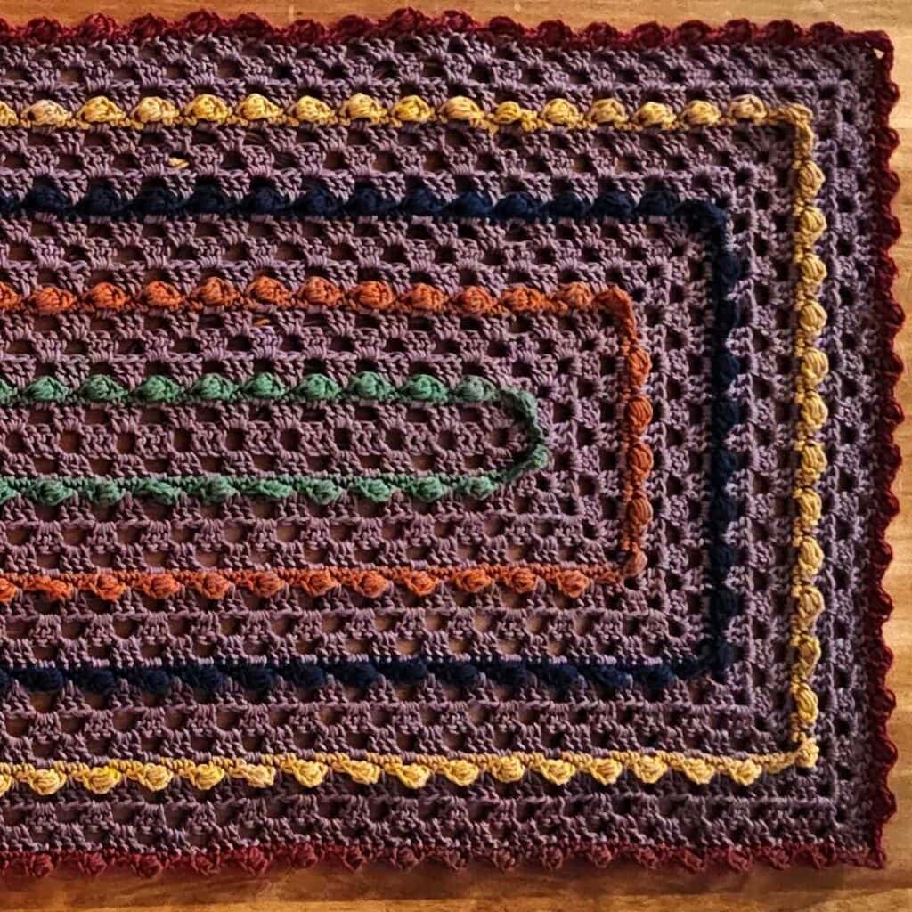 crochet table runner